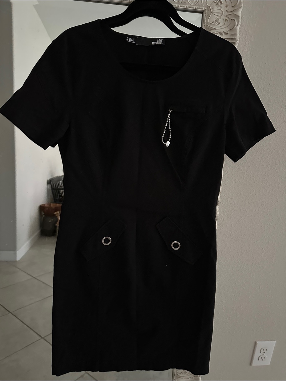 Love Moschino Black Short-Sleeve Chain-Pocket Dress
